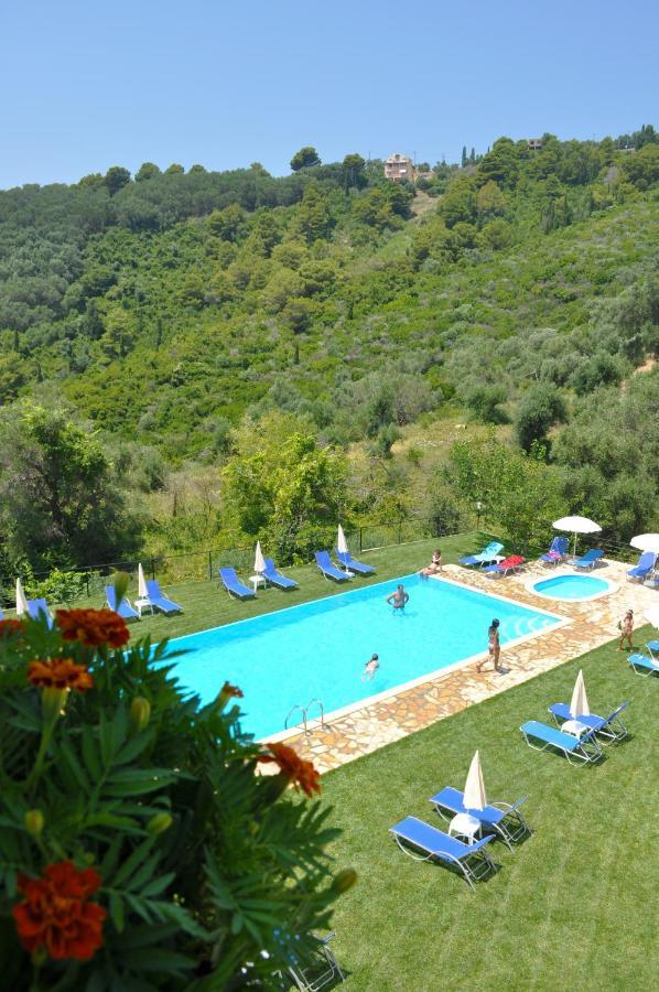 Large Apartment By The Pool - Pelekas Beach, Corfu Exterior foto